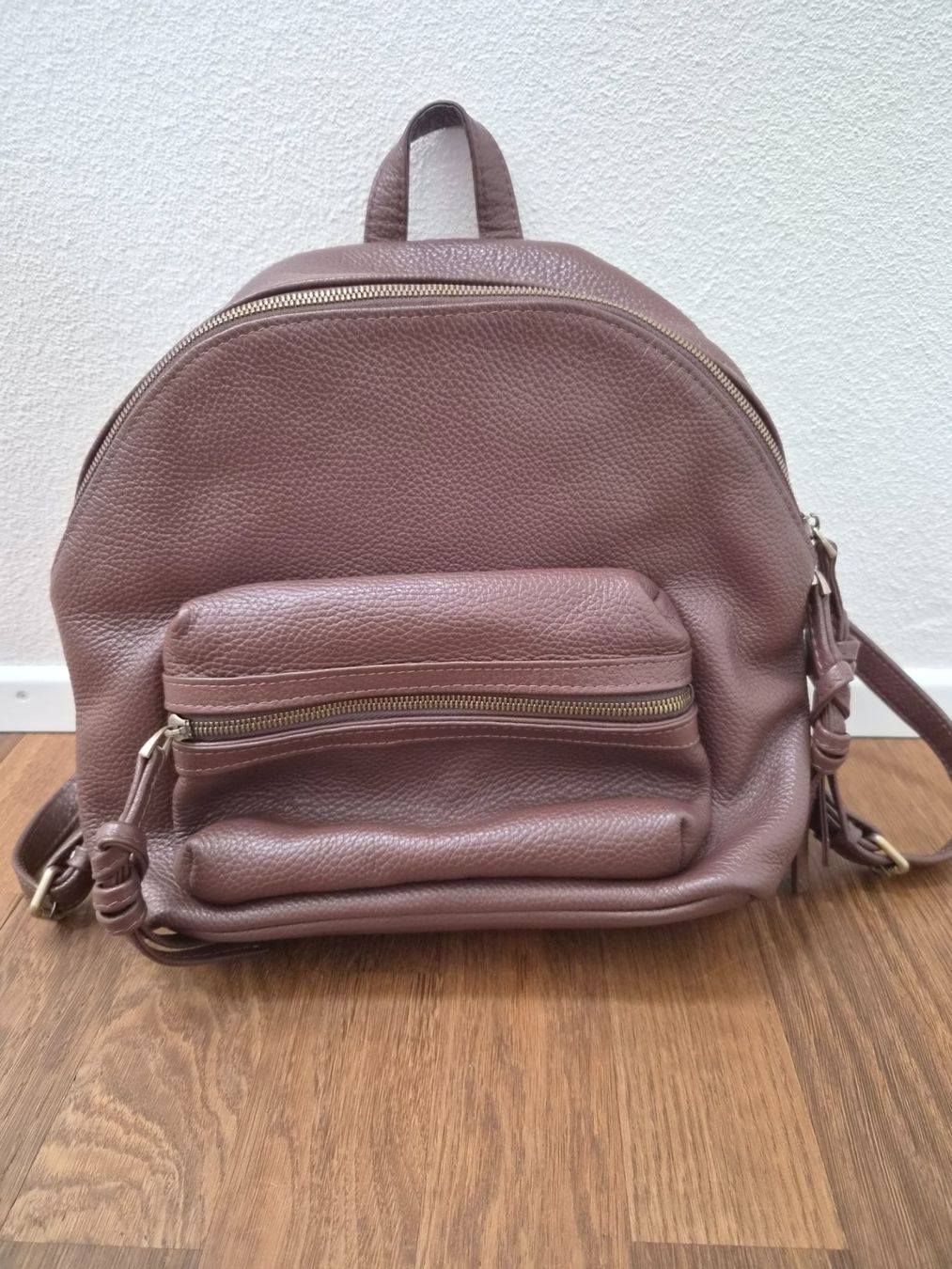 Sacs à dos: Brown leather backpack – D'occasion à Zürich par mon_attitude