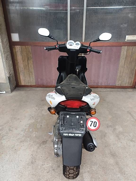 Scooters: Roller YAMAHA AEROX 50ccm – D'occasion à Matten(St.Stephan) par Tj_Inside 3