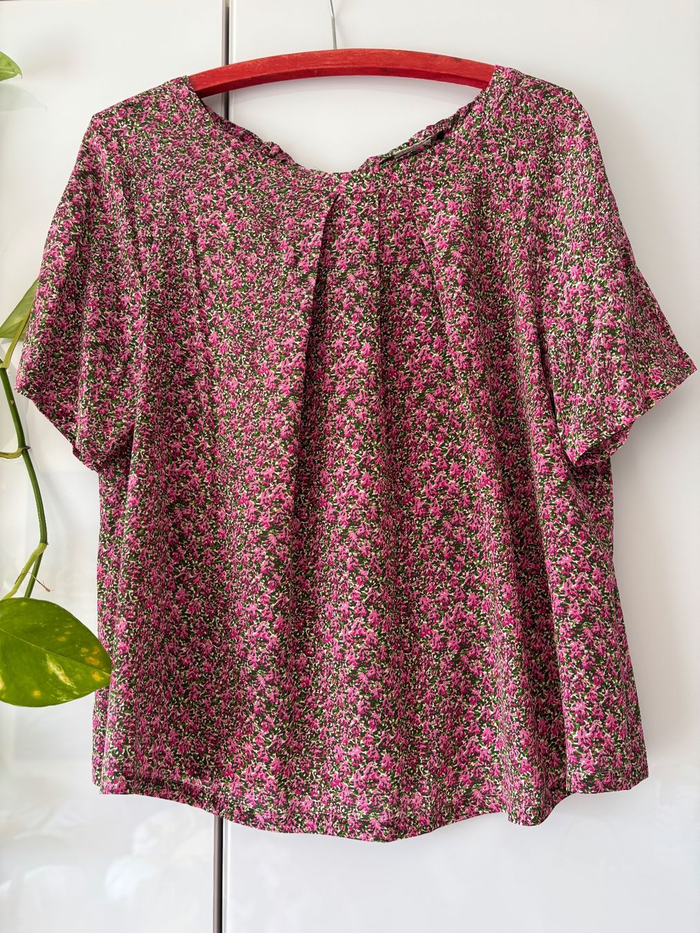 Max Mara Blusen: WEEKEND MAX MARA Seidenbluse mit Blumenmuster – Gebraucht aus Zürich von missmodernage