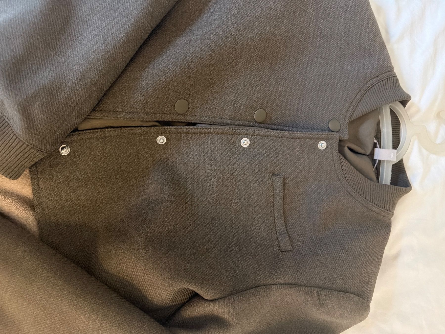 H&M Giacche: Kurze Boxjacke H&M XS – Usato da Zürich venduto da kaa_gn7p 1