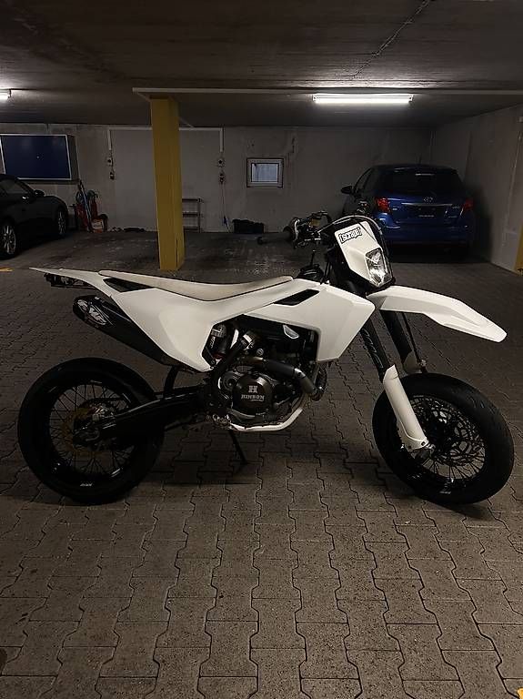 Strasse: Husqvarna FE 501 Supermoto – Gebraucht aus Buchs von den_9xp2 4