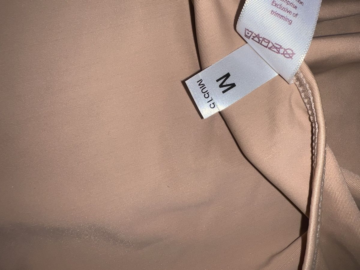 Completi & Tailleur: Mondor Turnanzug in Nude – Nuovo (secondo la descrizione) da Aesch BL venduto da sof_rk2j 2