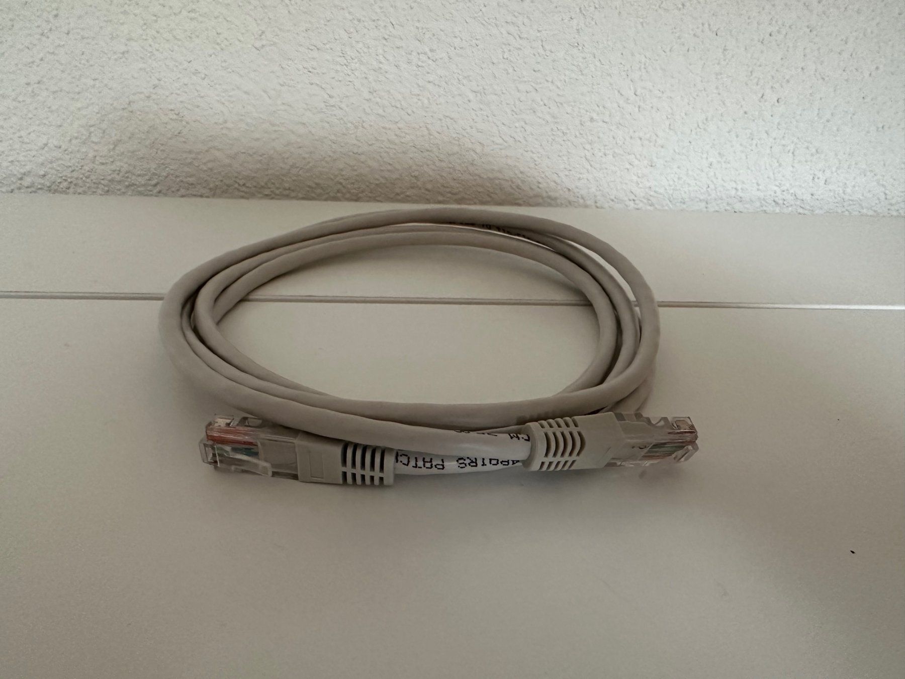 Kabel: Netzwerkkabel / LAN-Kabel - Cat 5 - ca. 2m – Neu (gemäss Beschreibung) aus Basel von Nermin00