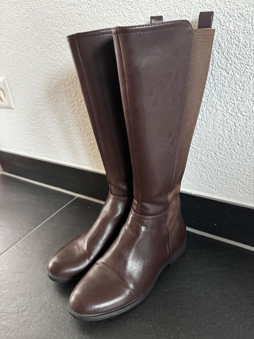 Scarpe da donna: *Stiefel* braun, Gr. 39 – Usato da Reutlingen venduto da Haegendatz