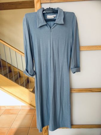 Magnifique robe 36 Envoi possible /Versand möglich