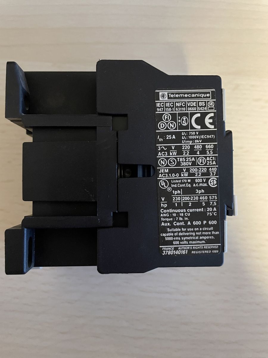Componenti elettronici: Leistungsschütz 25A – Usato da Zetzwil venduto da Sani262 1