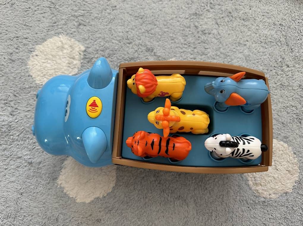 Giocattoli: Hippo Safari Truck – Usato da Basel venduto da Spielzeugverkauf 2