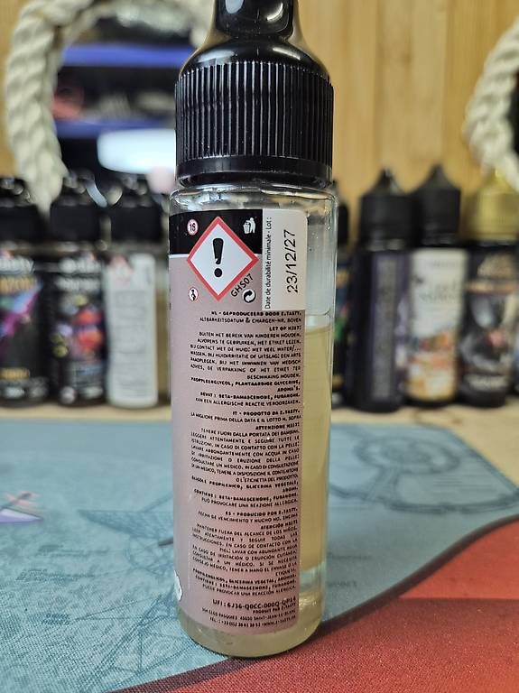 Autres tabacs: Smoke wars sky vaper – D'occasion à Villeneuve VD par Max1844 2