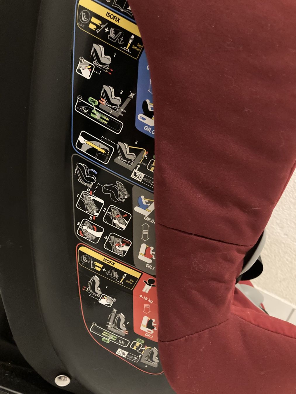 Maxi-Cosi Seggiolini per auto: Maxi Cosi MiloFix, Robin Red – Usato da Freienbach venduto da pluto_1 4