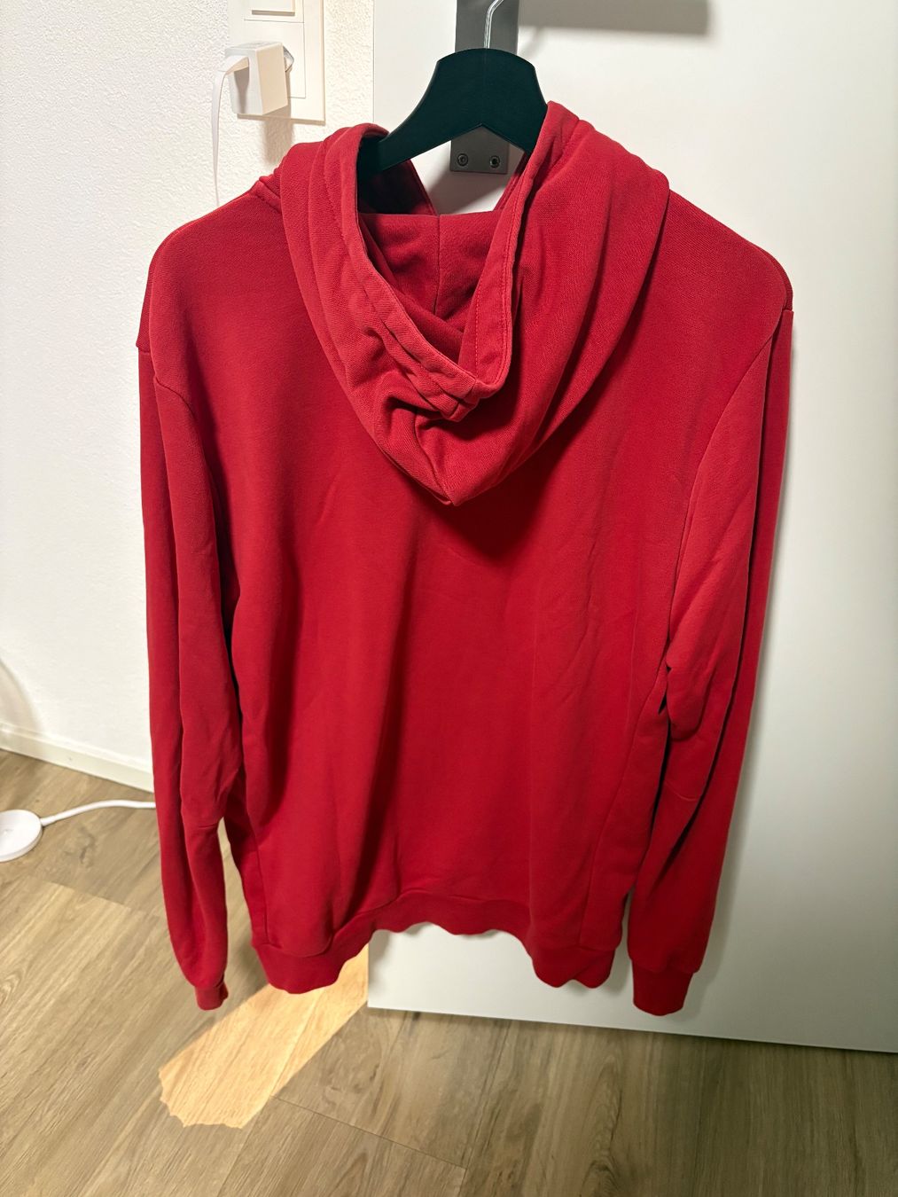 Adidas Pullover & Sweatshirts: Adidas Pullover L – Gebraucht aus Matzingen von dkl_6khr 1