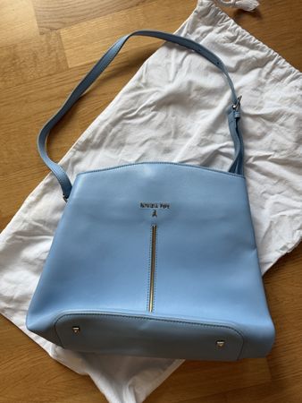 Handtasche Patrizia Pepe hellblau neuwertiger Zustand
