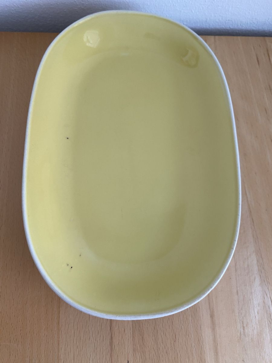 Rössler Piatti di portata: Rössler Platte pastellgelb Grösse 32 – Usato da Schwarzenburg venduto da Michellu