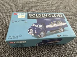 Corgi 19301 Bedford S - Lyons NEU in OVP