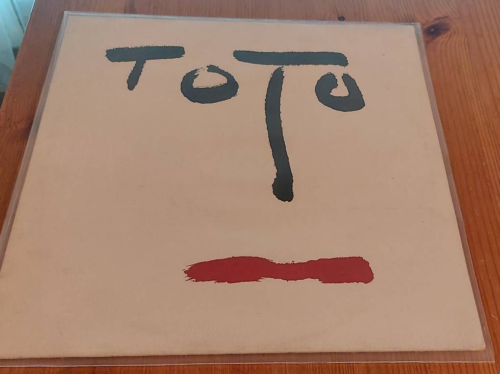 Vinyles: TOTO: Turn back LP (1981) – D'occasion à NENDELN par Vinylandmote