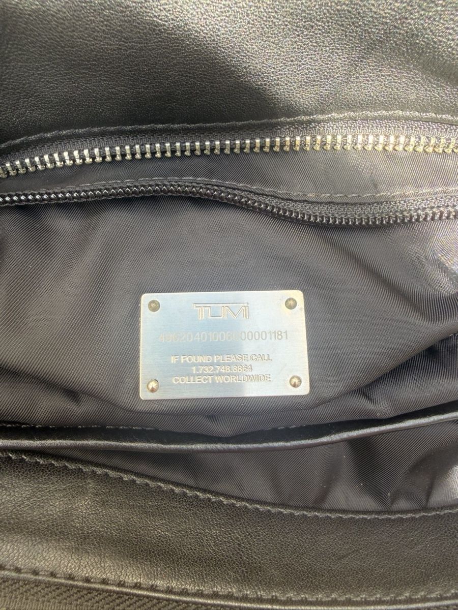 Tumi Sacs: Schwarze TUMI Ledertasche  – Neuf (Voir description) à Winterthur par rob_bv6w 4