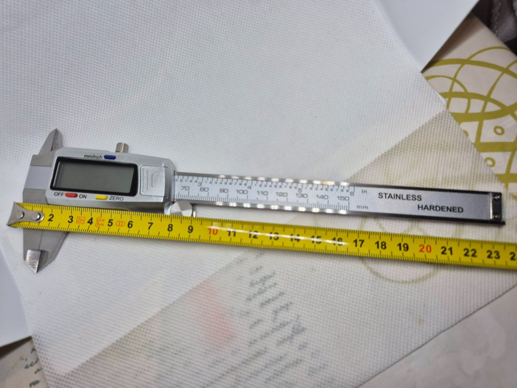 Misurare: Digitaler Messschieber aus Edelstahl mit Etui, 150 mm – Nuovo e nell'imballaggio originale da Losone venduto da bal_gfp6 3