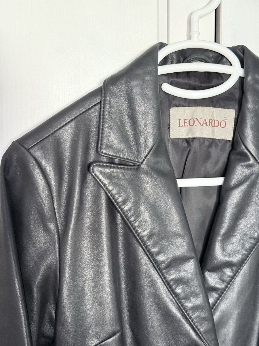Mäntel: Leonardo Leather Coat - Stylish Winter Warmer, Black – Gebraucht aus Epalinges von Lily2006 2
