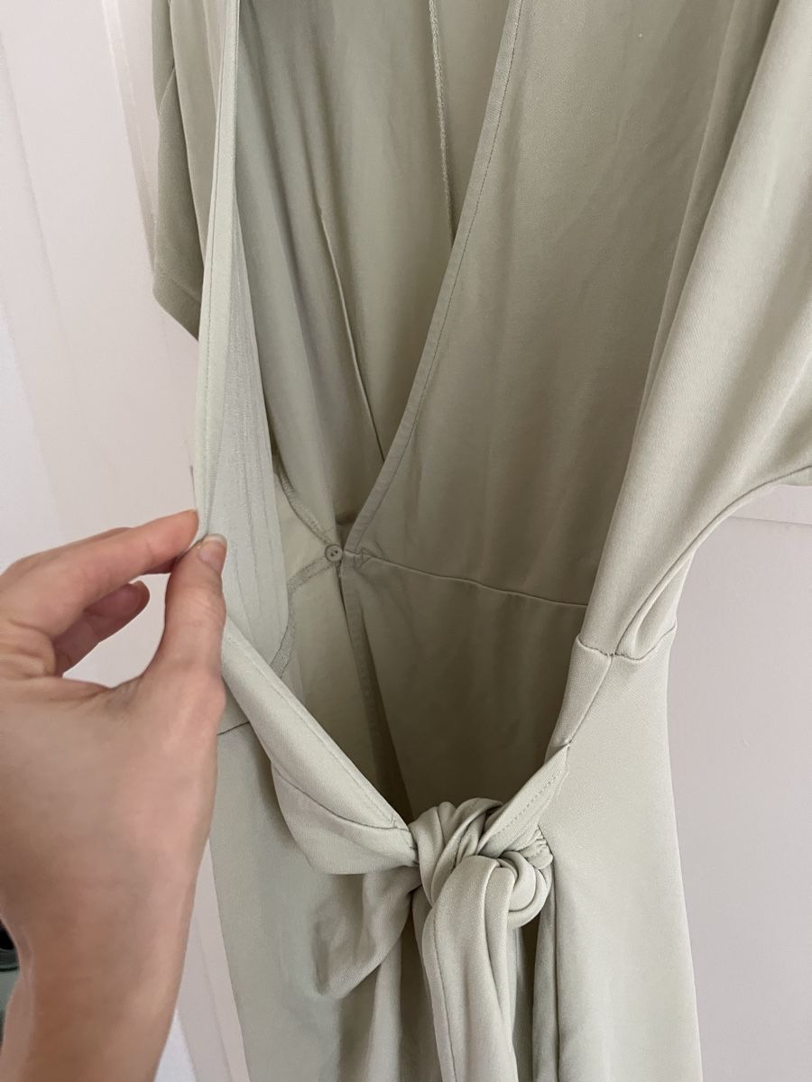Vestiti: EDITED salbei grünes Kleid EU38 – Nuovo (secondo la descrizione) da Zürich venduto da flo_8x2x 4