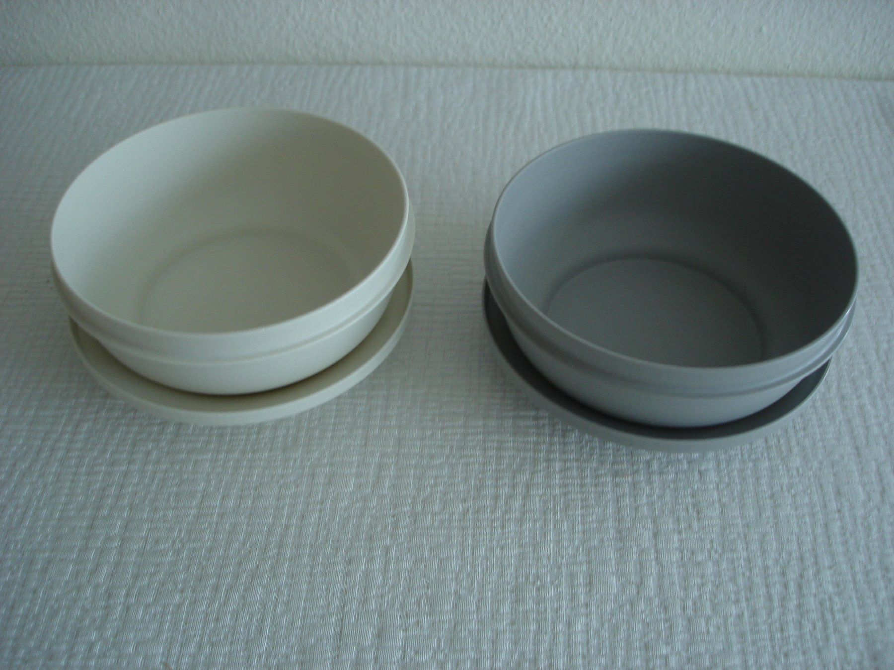 Tupperware Behälter & Ähnliches: 2 Tupperware Vintage Schale mit Deckel – Gebraucht aus Regensdorf von anna059 2