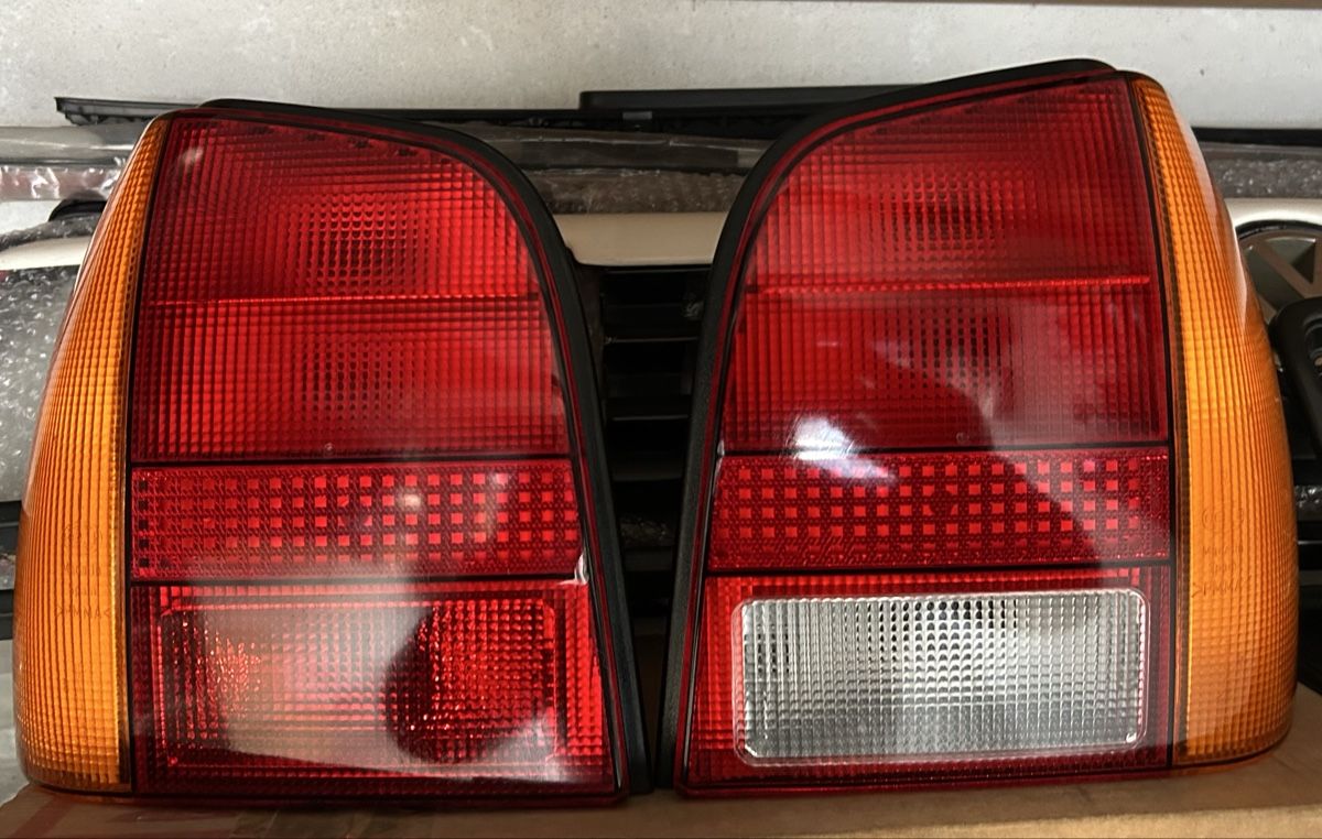 VW Fari: Feux arrières VW Polo – Usato da Fribourg venduto da rs19