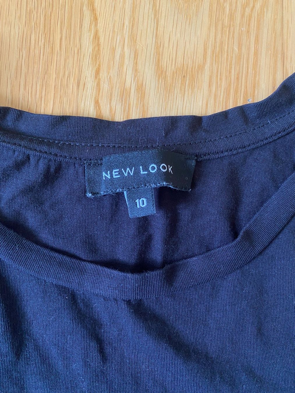 New Look Top: Crop Top von New Look – Usato da Bern venduto da eli7 4