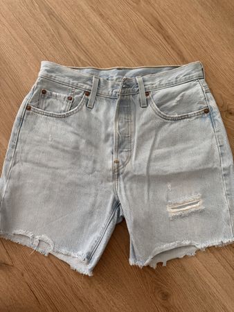 Levi's 501 Shorts Grösse W28 (M) hellblau Sommer