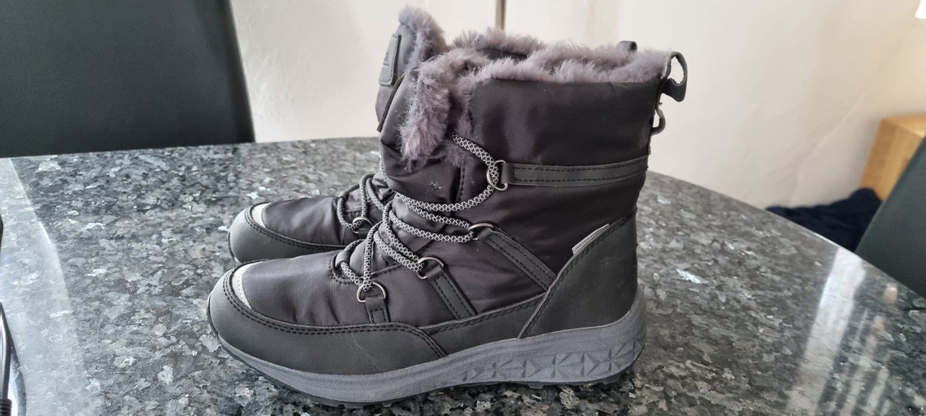 Scarpe da donna: Damen Thermostiefel Gr.38 – Nuovo (secondo la descrizione) da egliswil venduto da Maggy6 1