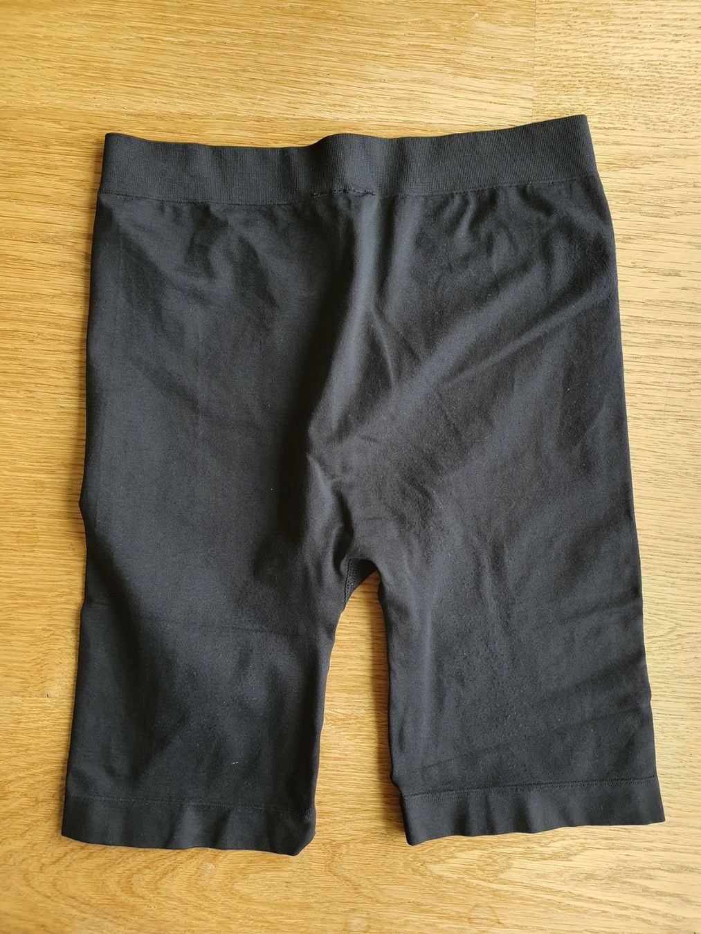 Pantaloni: Kurze schwarze Leggings Gr. 128 – Usato da Villars-sur-Glâne venduto da richardette 1