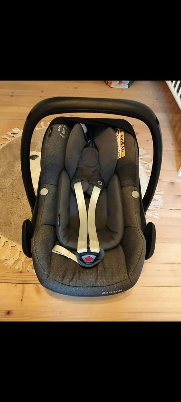 Maxi-Cosi Seggiolini per auto: Maxi-Cosi Babyschale – Usato da Lyss venduto da yan_zq9y 1