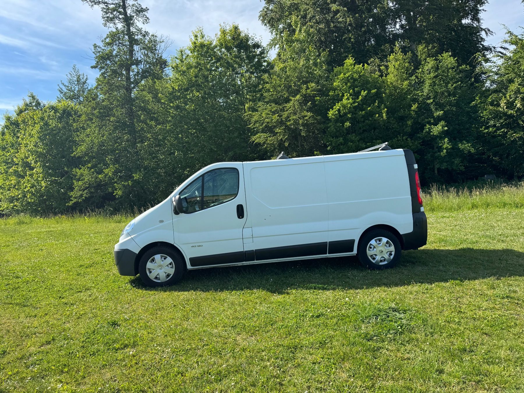 Renault Nutzfahrzeuge: RENAULT TRAFIC 2.5 DCI – Gebraucht aus Echallens von sar_w57v 3