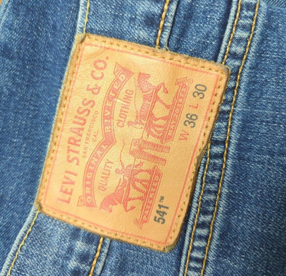 Levi's Jeans: Levi's 511 W36 L30 – Usato da Le Locle venduto da Threads_CH 1