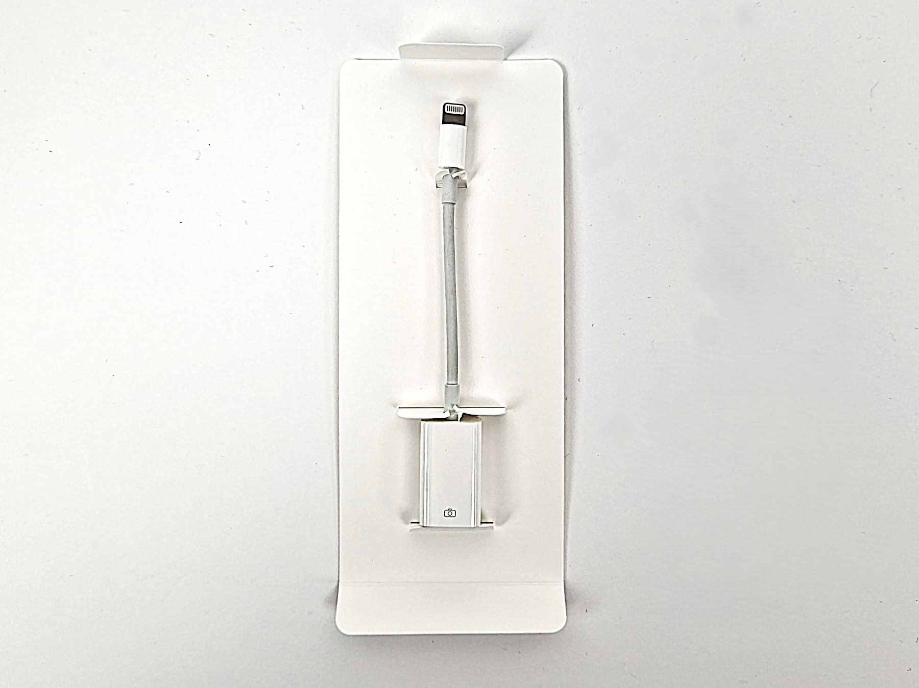 Apple Unità & Adattatore: Apple Lightning auf USB Kamera Adapter – Nuovo e nell'imballaggio originale da Basel venduto da Restwert_Basel 2