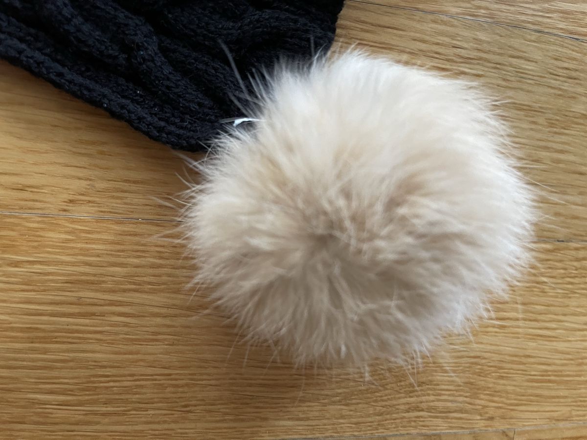 Foulard & Sciarpe: Schal Schicker Winter Schal, schwarz, mit Pelzbommel – Usato da Rüschlikon venduto da Lajniii 6