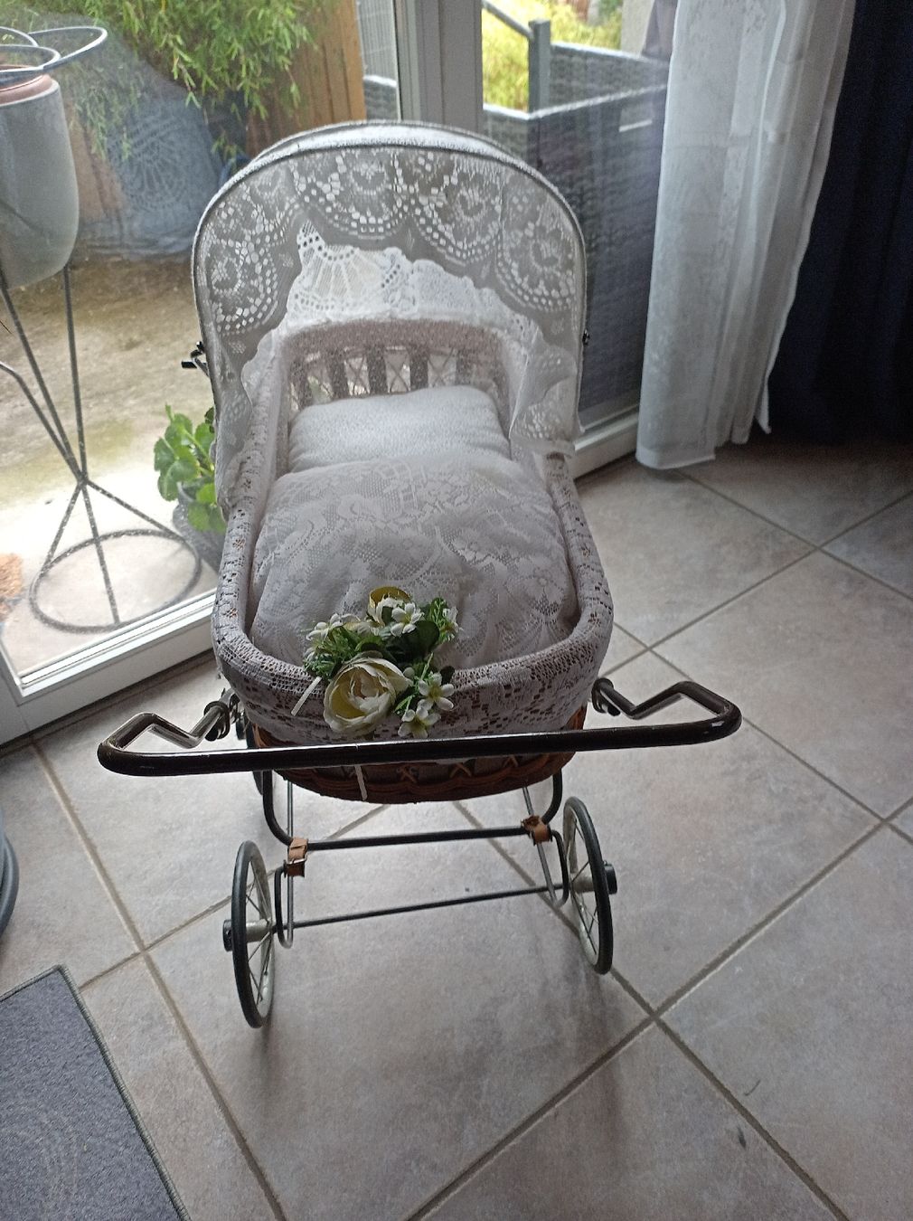 Voitures de poupées: Puppenwagen – D'occasion à Romanshorn par lobpreis01 1