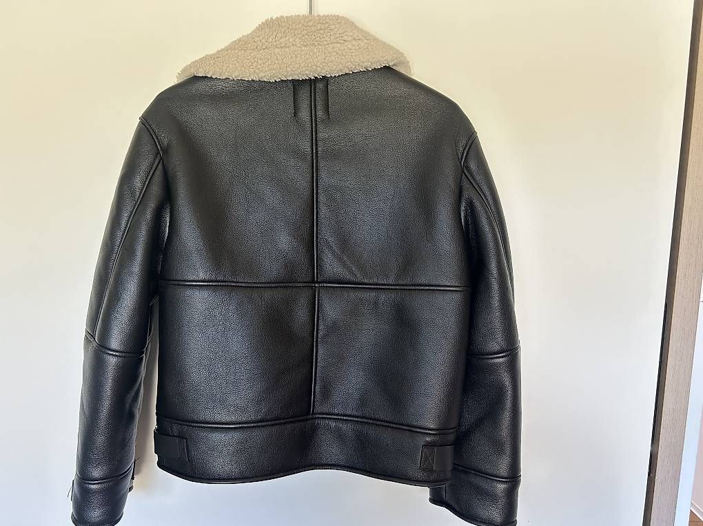 Giacche: Veste simili cuir doublée Bershka  – Usato da Corbières venduto da mel_yq25 2