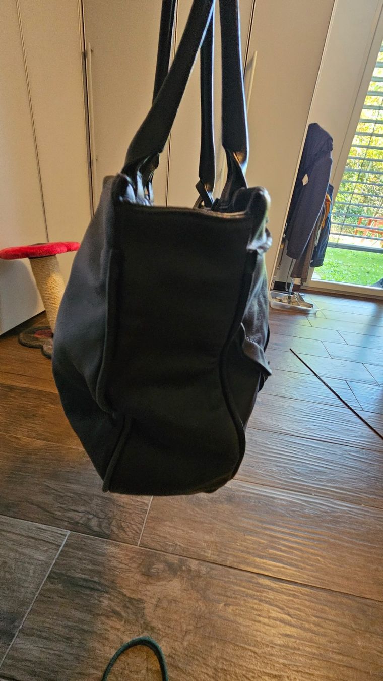 Coccinelle Borse da donna: Coccinelle Ledertasche schwarz – Usato da Dietlikon venduto da beapaoli 5