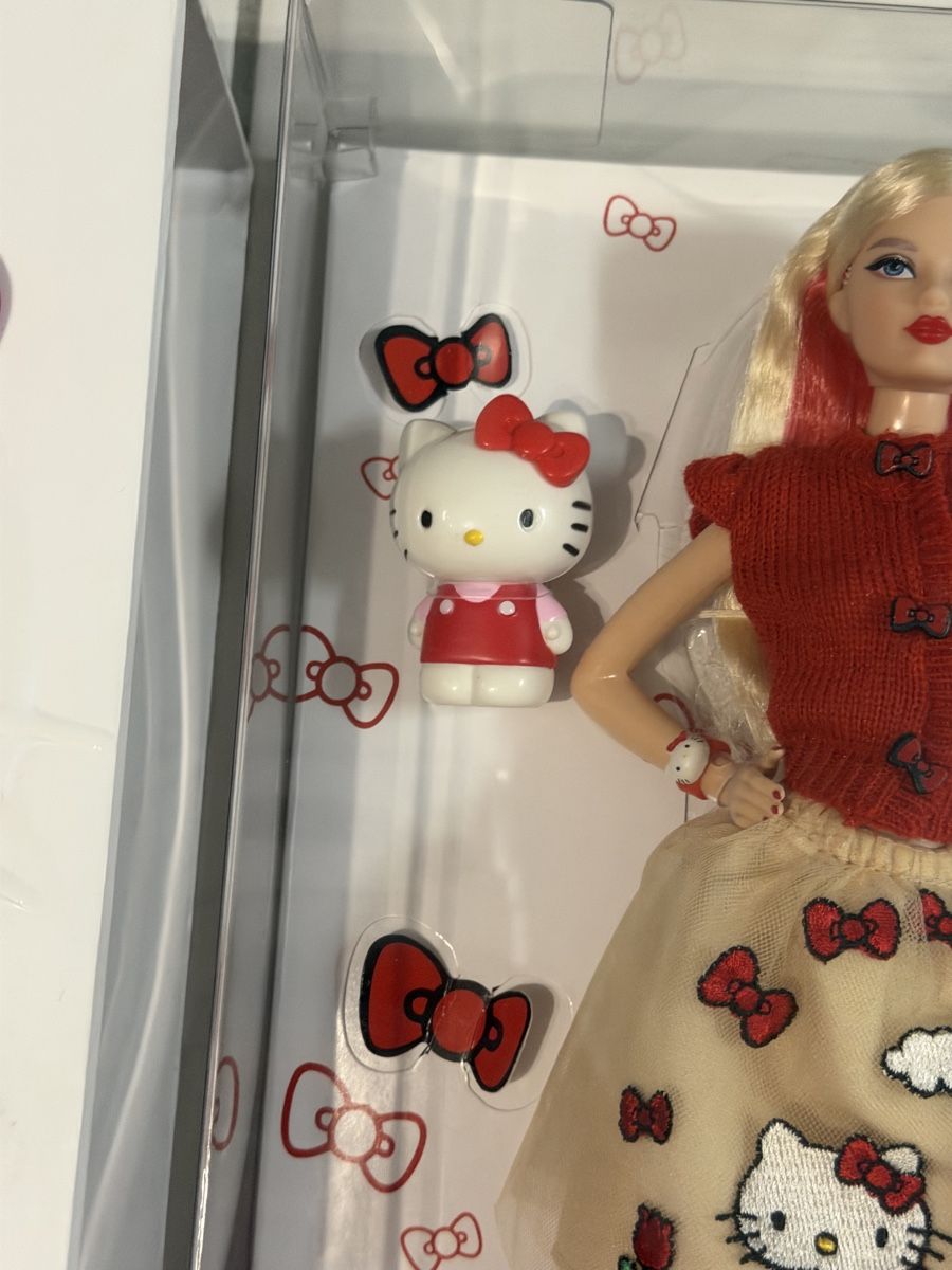 Bambole: 2017 Hello Kitty Barbie Signature – Nuovo e nell'imballaggio originale da Bürglen TG venduto da SonneMondSterne99 6