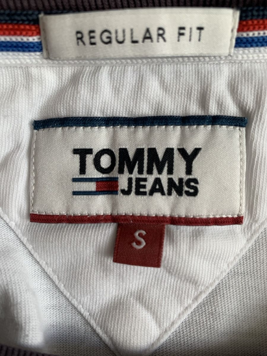 Tommy Hilfiger T-shirt: T-Shirt TOMMY HILFIGER - S – Usato da Prangins venduto da val_2c72 2
