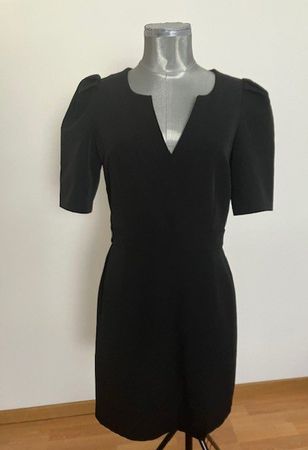 Robe noire élégante Morgan T 40
