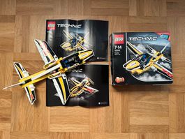 LEGO Technic Rennflugzeug 42044 2 in 1 mit Bauanleitung