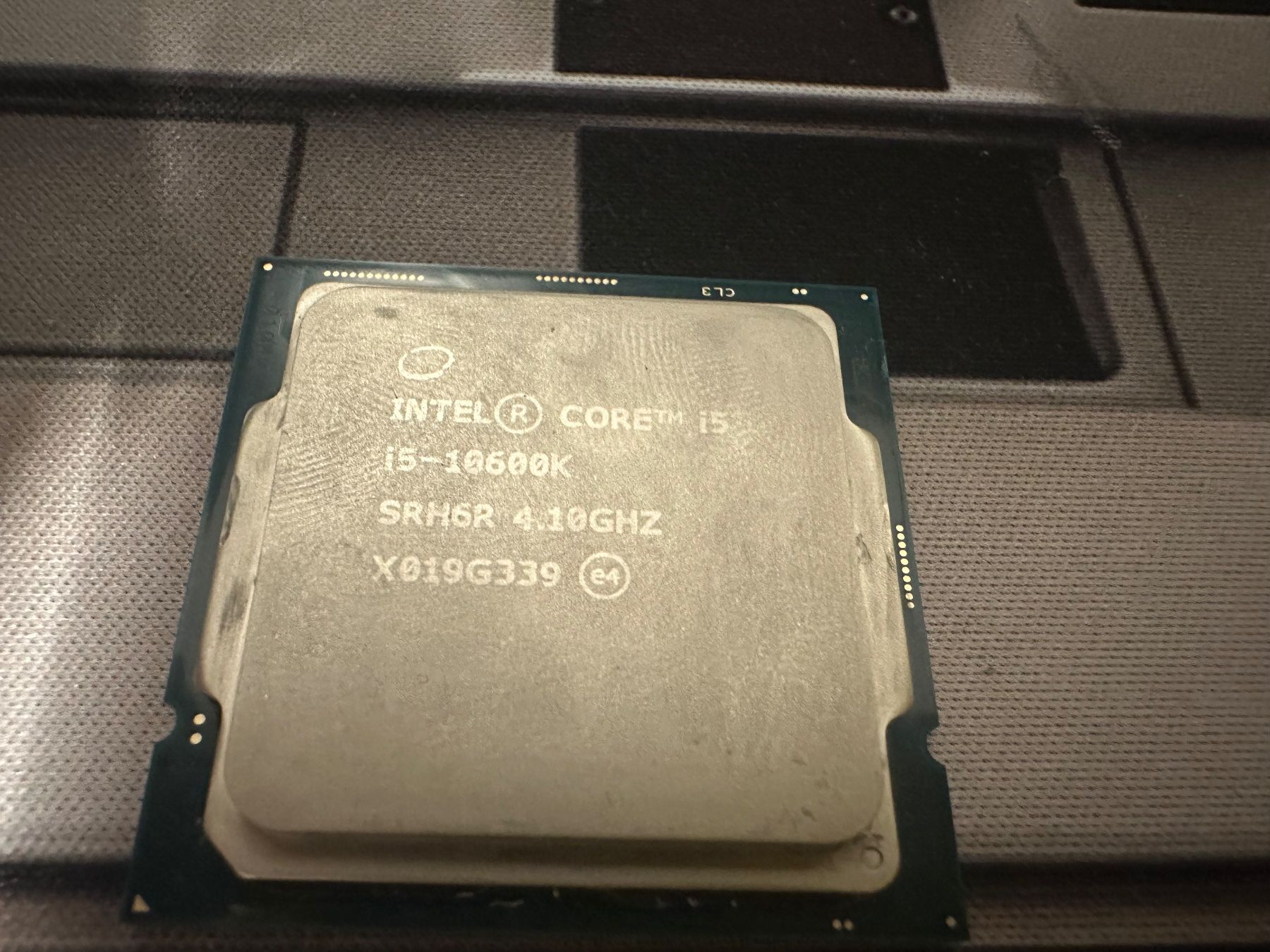 Intel Componenti elettronici: CPU Intel Core I5 10600k 4.10Ghz – Usato da Lugano venduto da tit_bcf8 1
