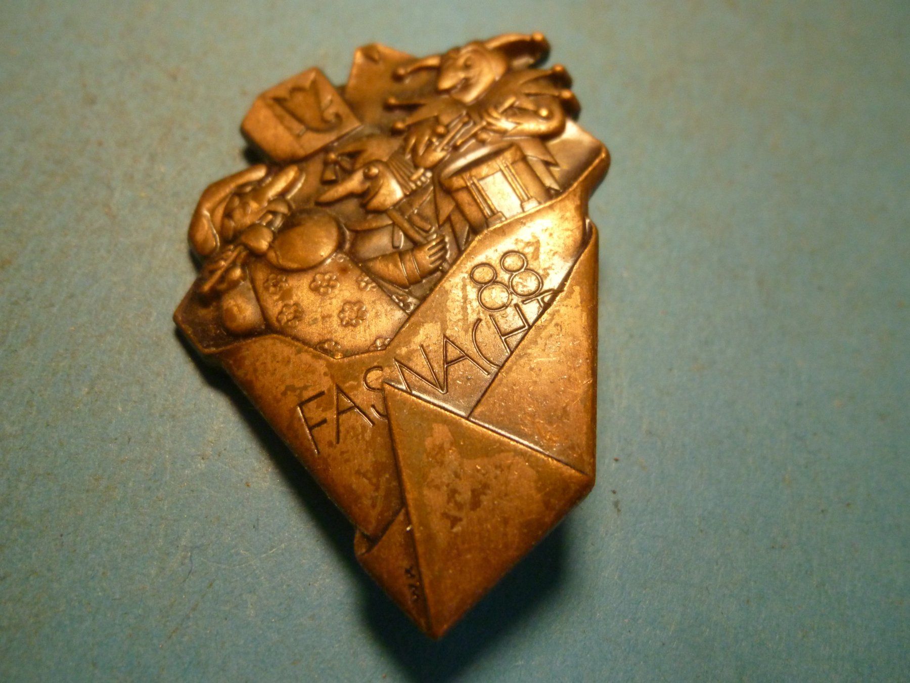 Placchette & Badge: BASEL 1988 BRONZE – Usato da Ried (Muotathal) venduto da Mandarin02