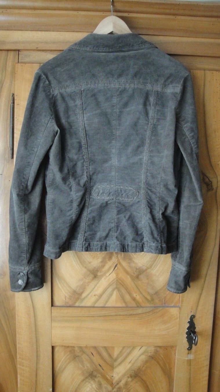 Nile Giacche: Nile Jacke Samt dunkelbraun Gr. M – Usato da Erlenbach ZH venduto da Sondeiwendiz 2