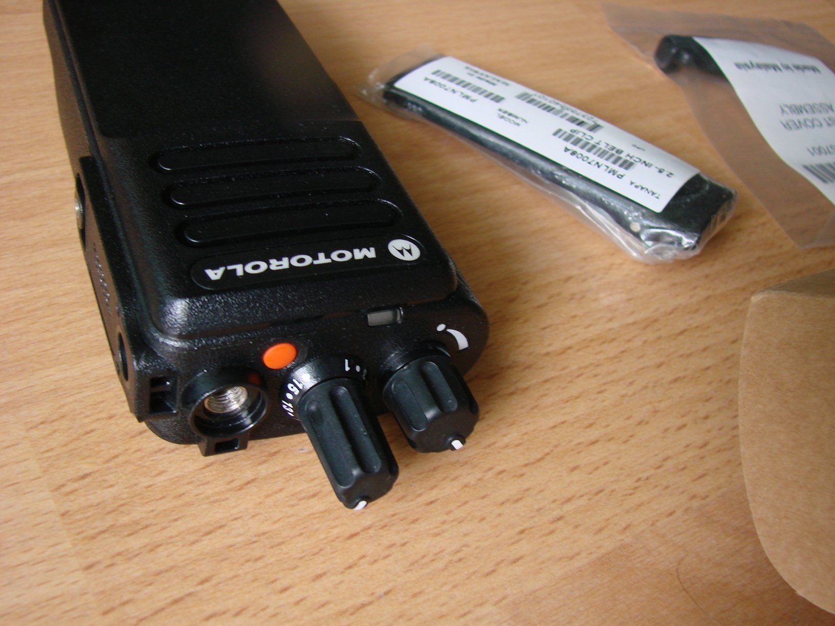 Motorola Radiocomunicazione: Motorola DP4400e VHF – Nuovo (secondo la descrizione) da Herisau venduto da laservision 7