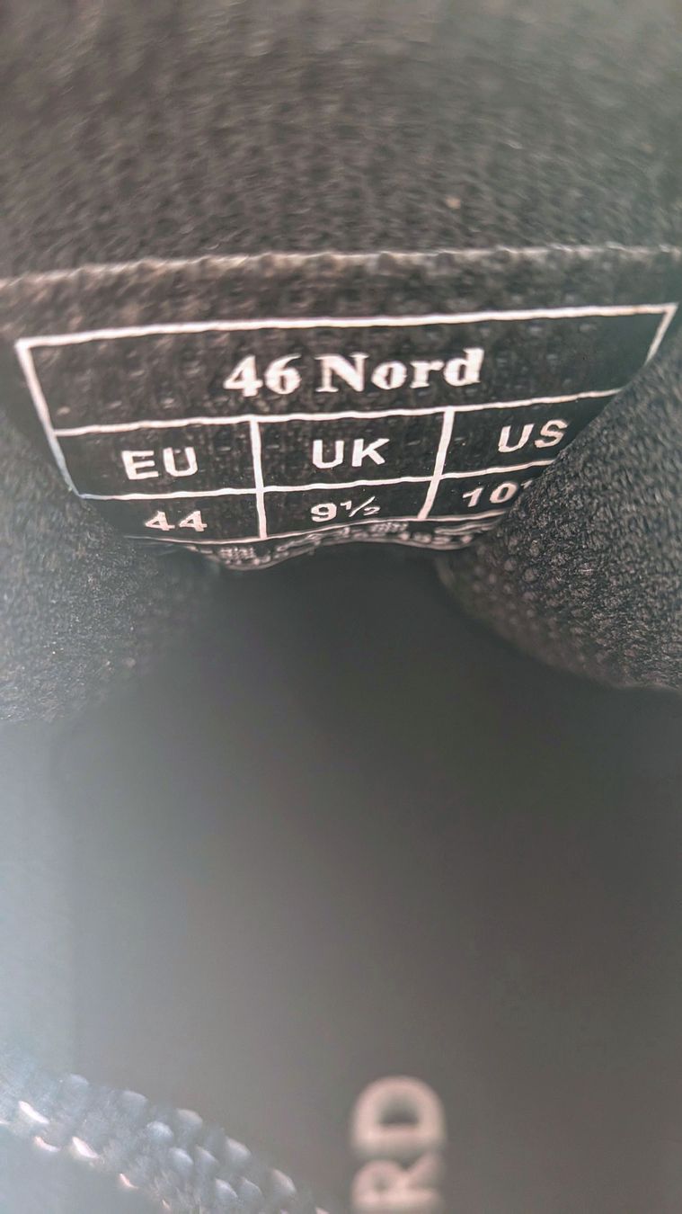 46 Nord Scarpe da uomo: 46 Nord Trekkingschuhe – Usato da Luzern venduto da doubleP 3
