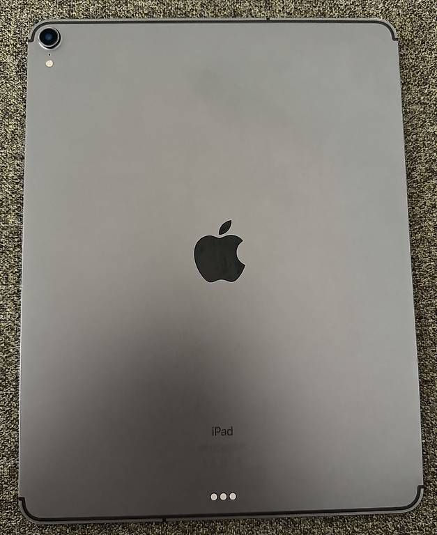 Apple Tablet PC: Apple iPad Pro 12.9 - 3. Generation - LTE – Gebraucht aus Volketswil von IT-Mac 1