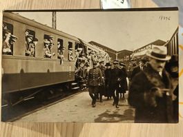 Echt Photo Karte / Grosser Empfang am Bahnhof Bern ca. 1914