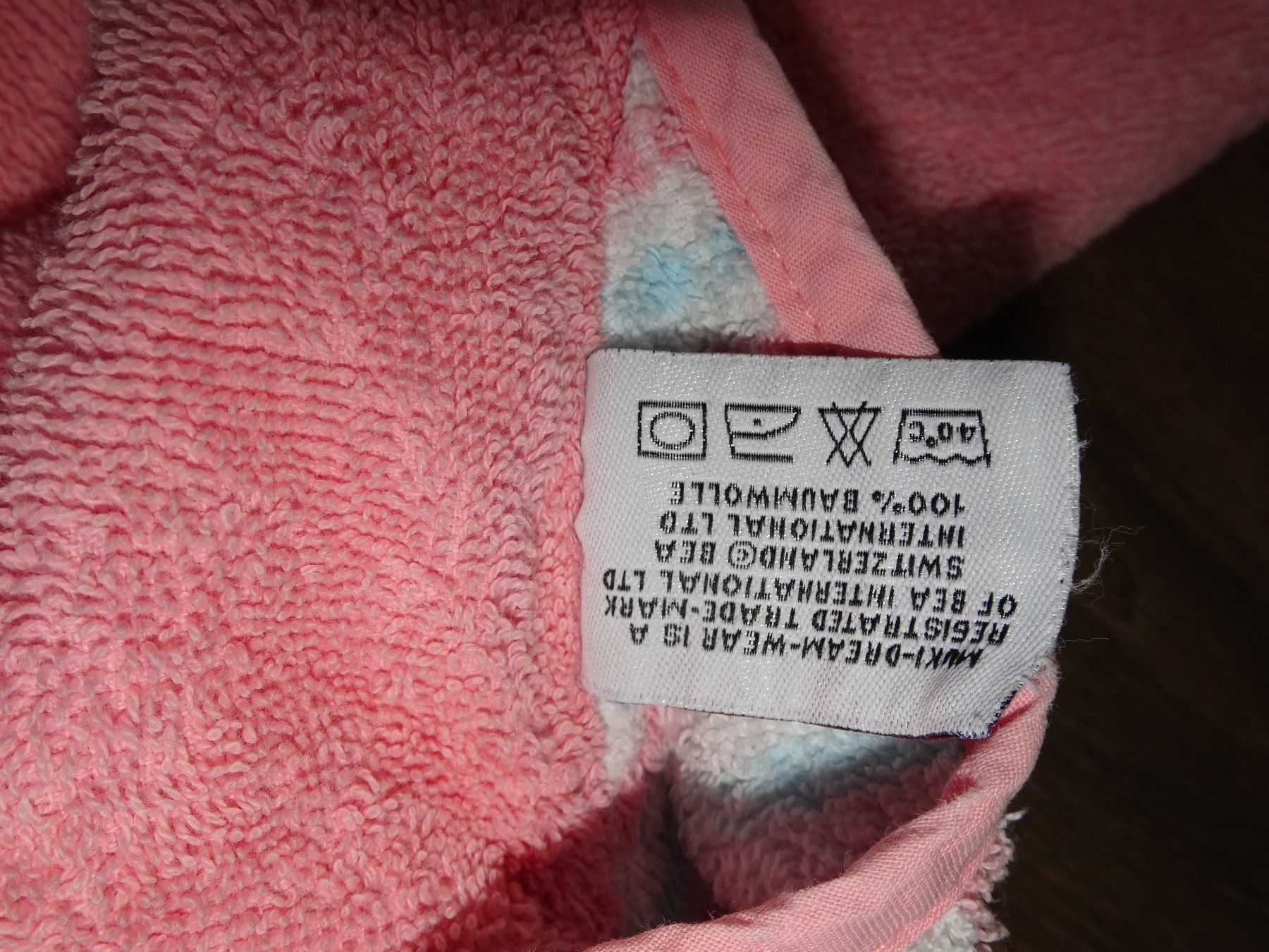 Couvertures: Cape de bain rose grenouille MUKIS – D'occasion à Satigny par salvatore73 3