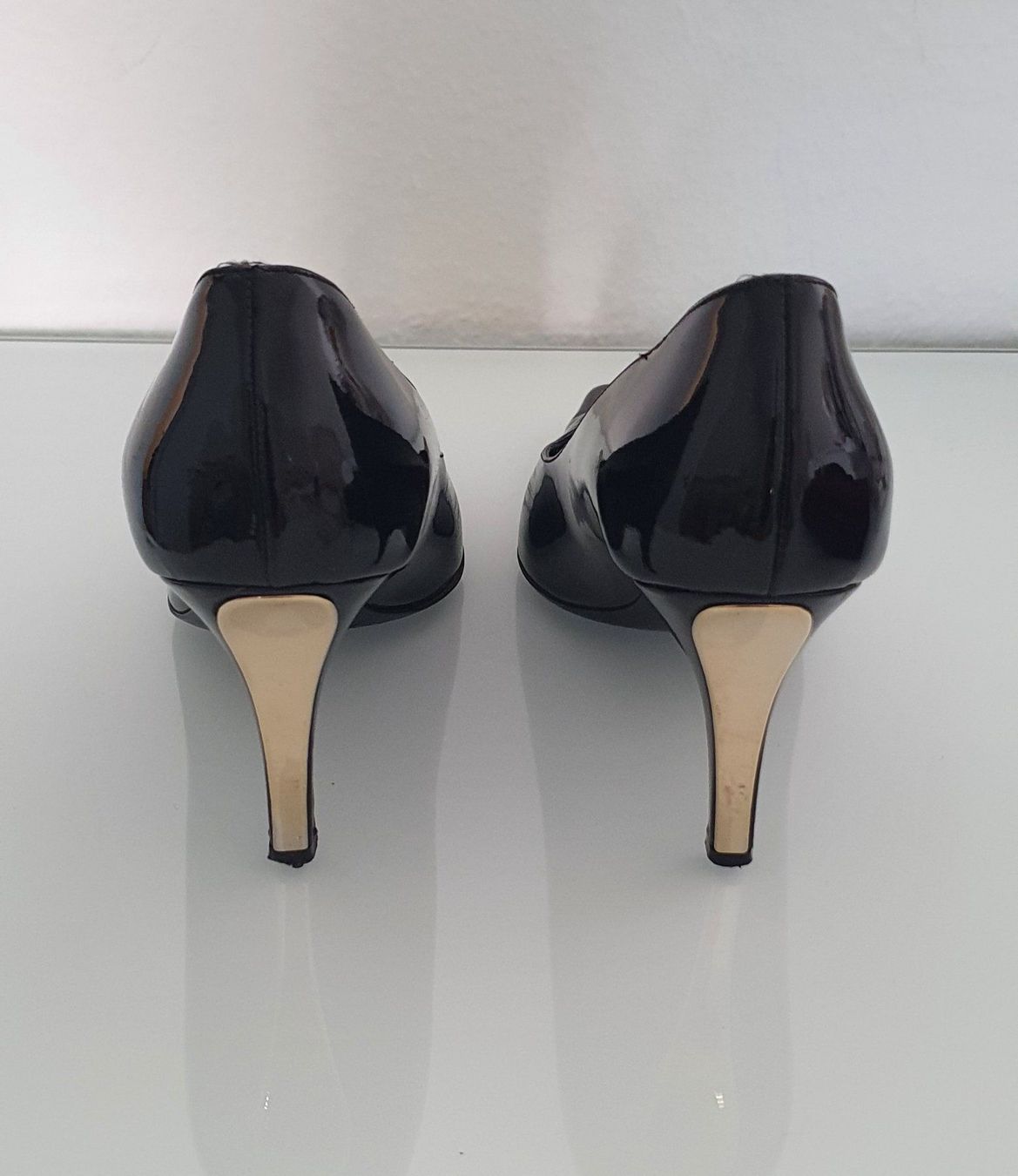 Escada Scarpe da donna: Escada Pumps mit extravaganter Ferse Schwarz – Usato da Ottenbach venduto da ckronenberg 2