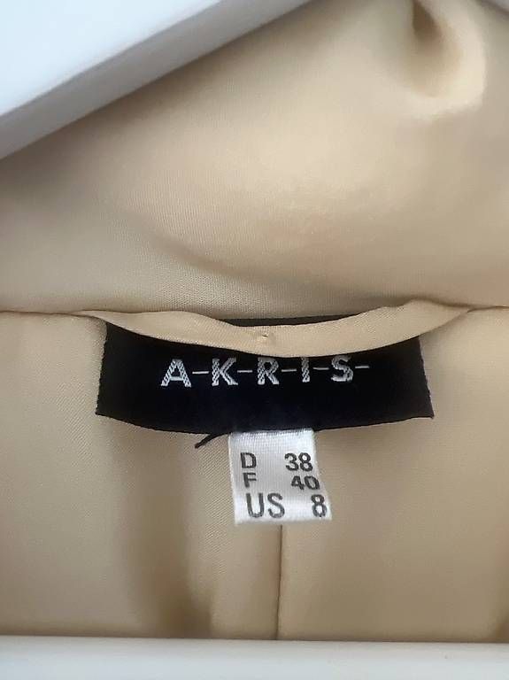 Cappotti: AKRIS Seidenmantel Gr. 38 – Usato da Basel venduto da huser05 1